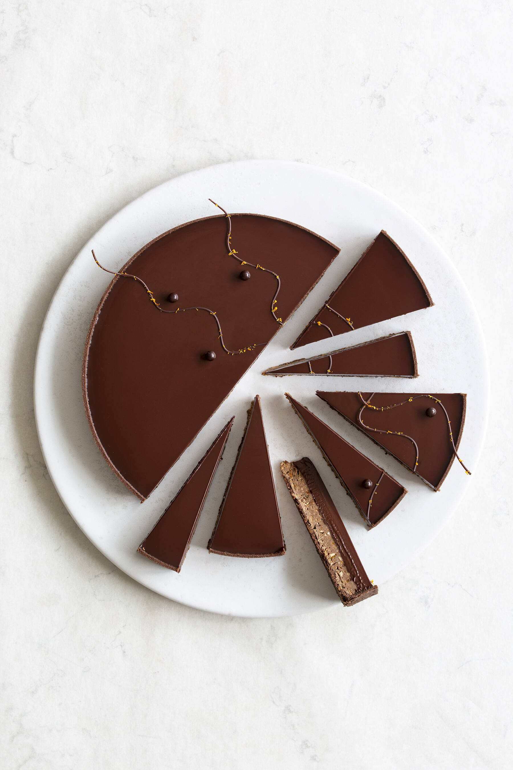 Dark chocolate tart with orange crunch